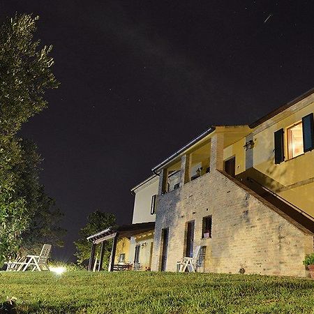 Agriturismo La Quiete Guest House Polverigi Bagian luar foto
