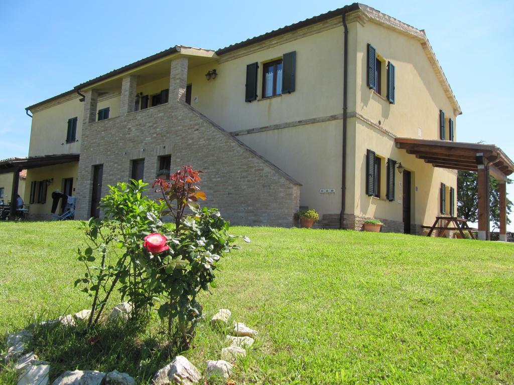 Agriturismo La Quiete Guest House Polverigi Bagian luar foto