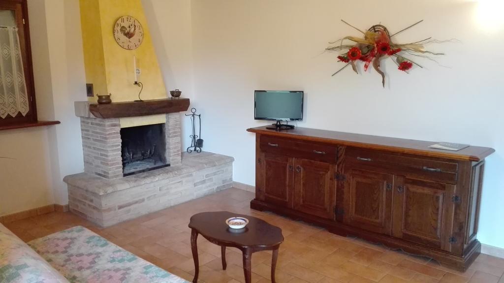 Agriturismo La Quiete Guest House Polverigi Bagian luar foto