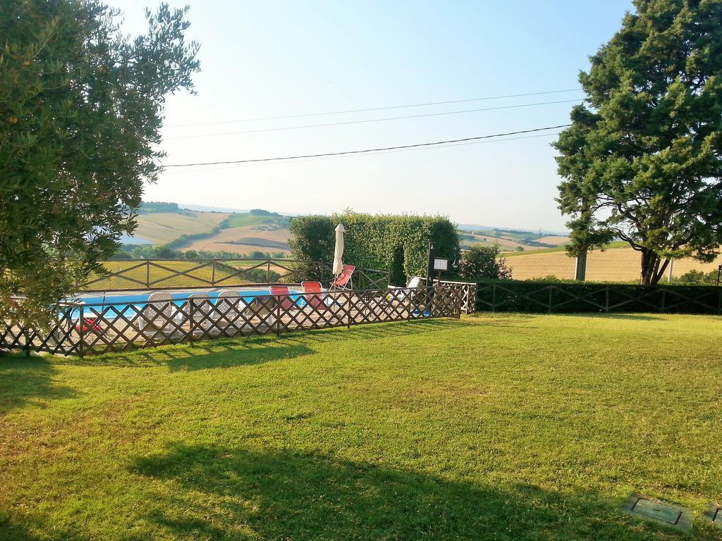 Agriturismo La Quiete Guest House Polverigi Bagian luar foto